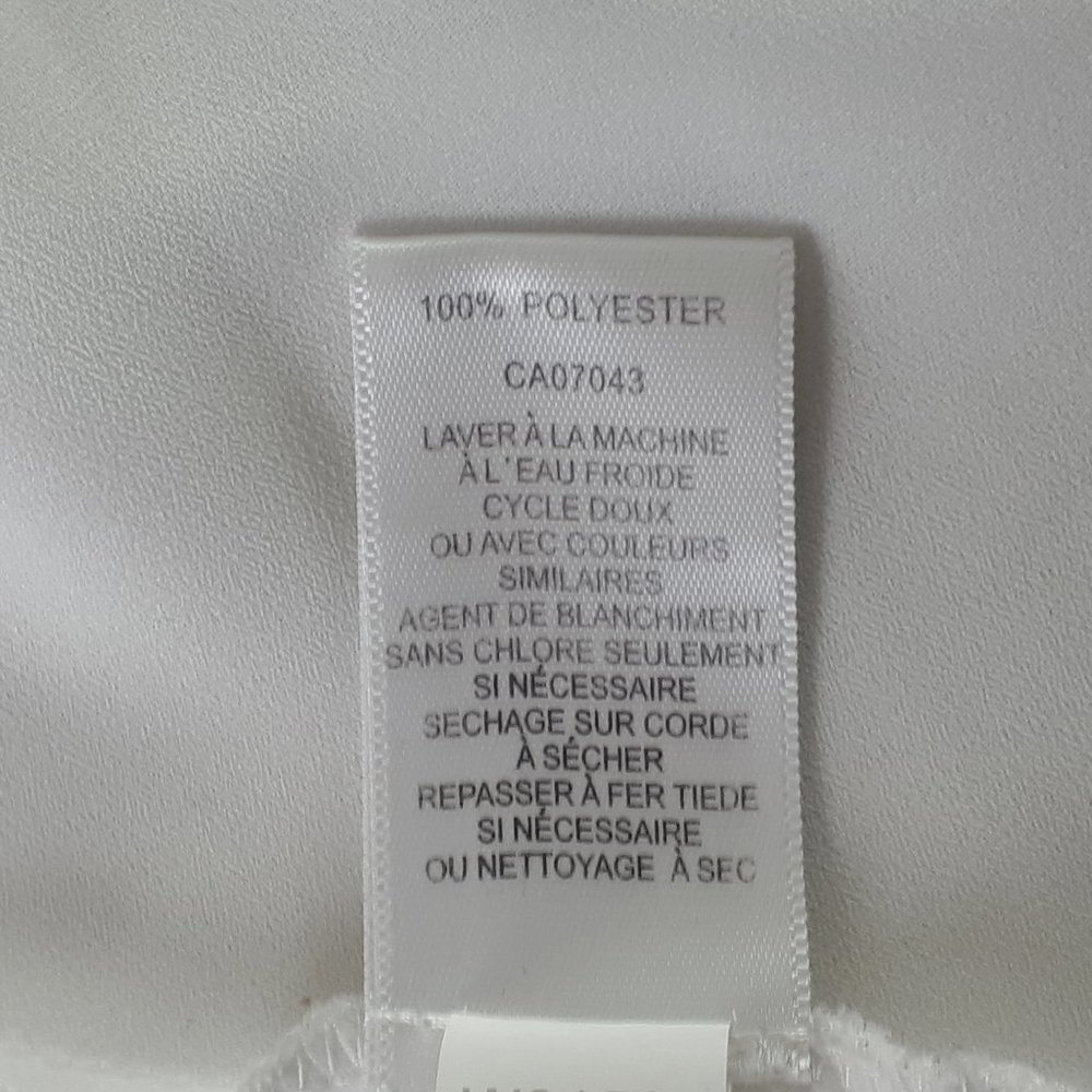 Spense Ivory Sleeveless Blouse - Picture 10 of 11